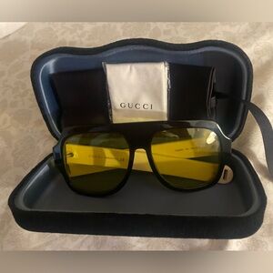 Gucci oversize yellow lens sunglasses NWOT